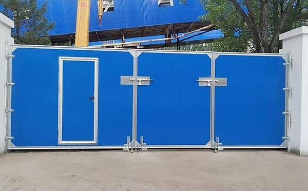 金凤工业平开门