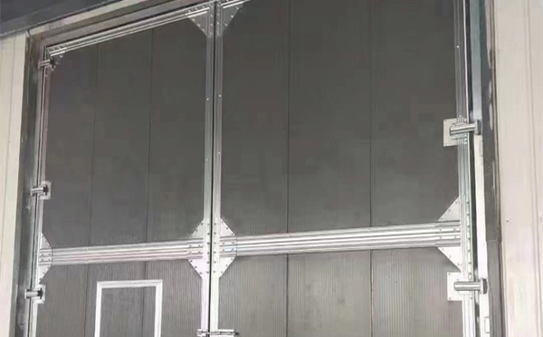 金凤兰州厂房金凤工业门选购与使用指南：打造高效安全的生产环境