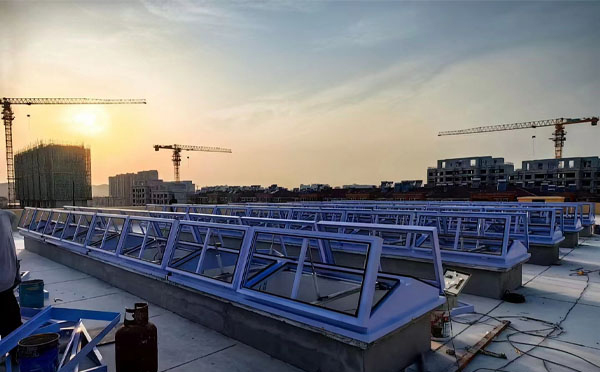 消防金凤排烟窗工作原理