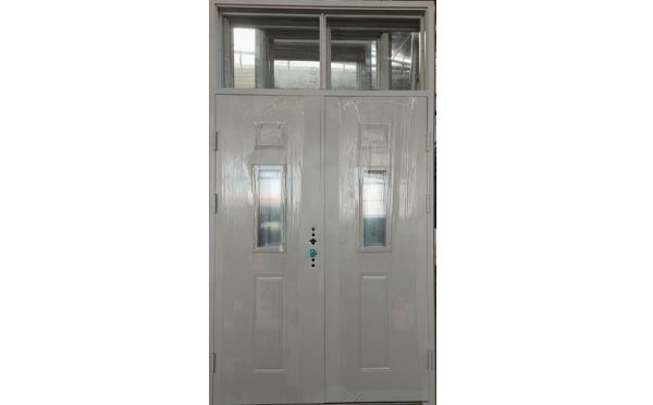 金凤学校教室门