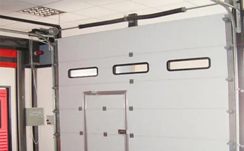 金凤工业提升门的安装方法