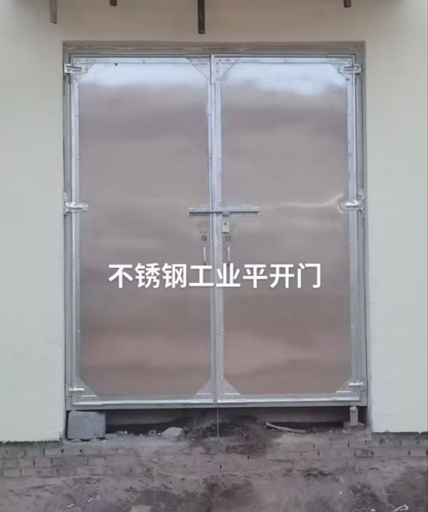 不锈钢金凤工业平开门在现代工业场景中的应用实践