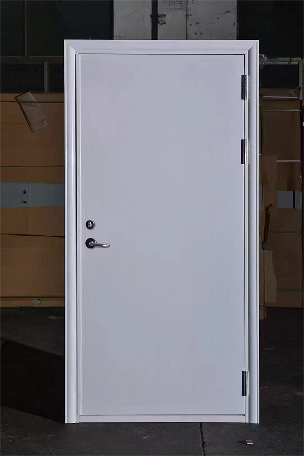 社区活动中心加装金凤防火门保障居民安全